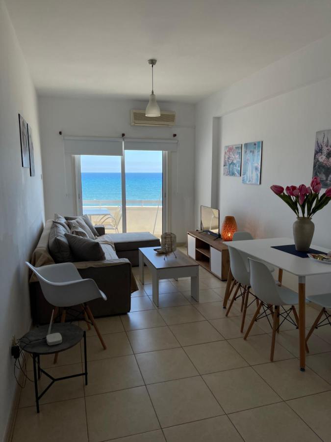 Alex Beach Apartment 31 Ларнака Экстерьер фото
