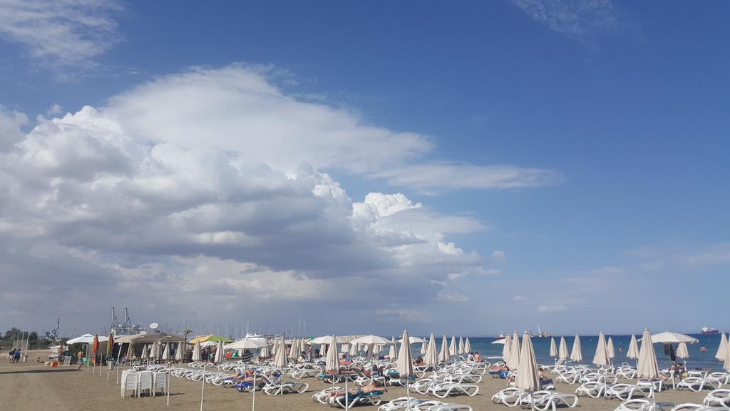 Alex Beach Apartment 31 Ларнака Экстерьер фото